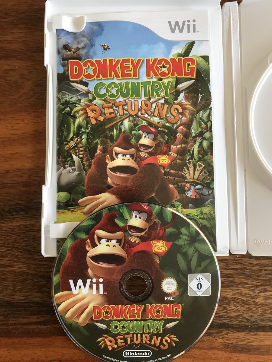 WeirdAndRetro's tweet photo. Coming in 5th this #RetroHuntMonday, Donkey Kong Returns for their 4th Country adventure, this time on the Wii. I recently acquired the first 3 SNES games CIB at less than what I paid for this one so it better be worth it!😄 At least I won’t hassle @KapinKong &amp; @blahjedi for it😉 https://t.co/seC1XpBQNs