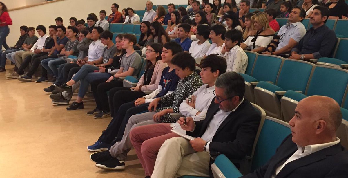 El sábado 17 de noviembre fue la entrega de certificados a los alumnos participantes de Impacta UAI Región de Valparaíso.
Impacta UAI es un programa de emprendimiento escolar que impulsamos junto a Admisión <a href="/UAI_CL/">UAI</a> con el apoyo de <a href="/Corfo/">Corfo</a>.