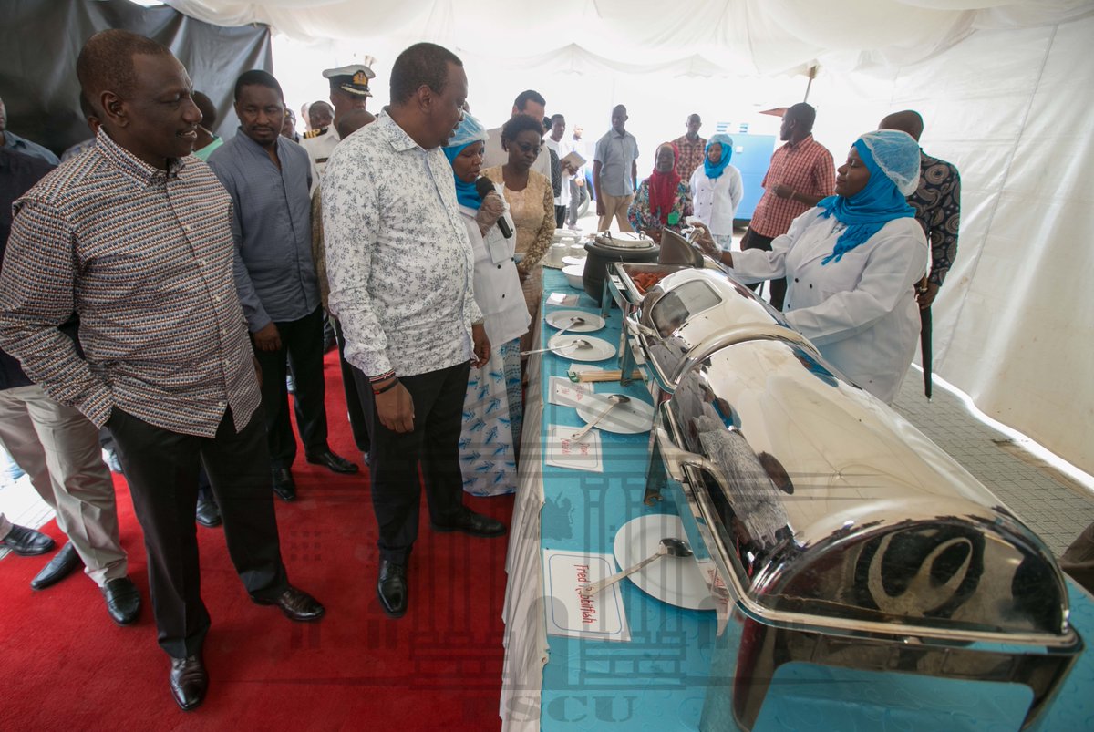 StateHouseKenya's tweet photo. President @UKenyatta also launched the 'Eat More Fish' campaign in Liwatoni, #MombasaCounty. The campaign is an initiative by the State Department of Fisheries that seeks to increase dietary intake of fish in the nation | #BlueEconomyKe #MVDoria @WilliamsRuto https://t.co/2zYsIxwrj6