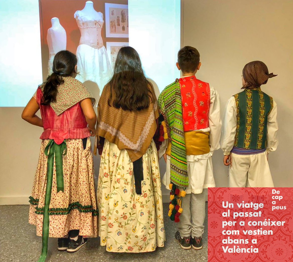 letnomuseu's tweet photo. 🙋♀️ Aprendre jugant és possible! Informeu-vos del nostre #etnotaller #DeCapaPeus sobre #indumentàriavalenciana!
Vos esperem 👇!
☎️ 963 883 578
📩 didactica.etnologia@dival.es / muvaet@dival.es
👩💻 https://t.co/HcuYijyOLL
#didàctica #culturavalenciana #educació https://t.co/EEMVWNaJFq