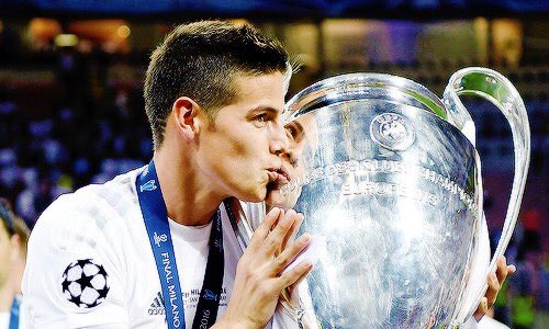 Madridismoreal's tweet photo. UNA ENCUESTA PARA TODO EL MADRIDISMO: 

¿Os gustaría que James volviese al Real Madrid? 

RT = Si. 
MG = No. 

#UCL @Nissan_ESP https://t.co/1VPyCLlhI1