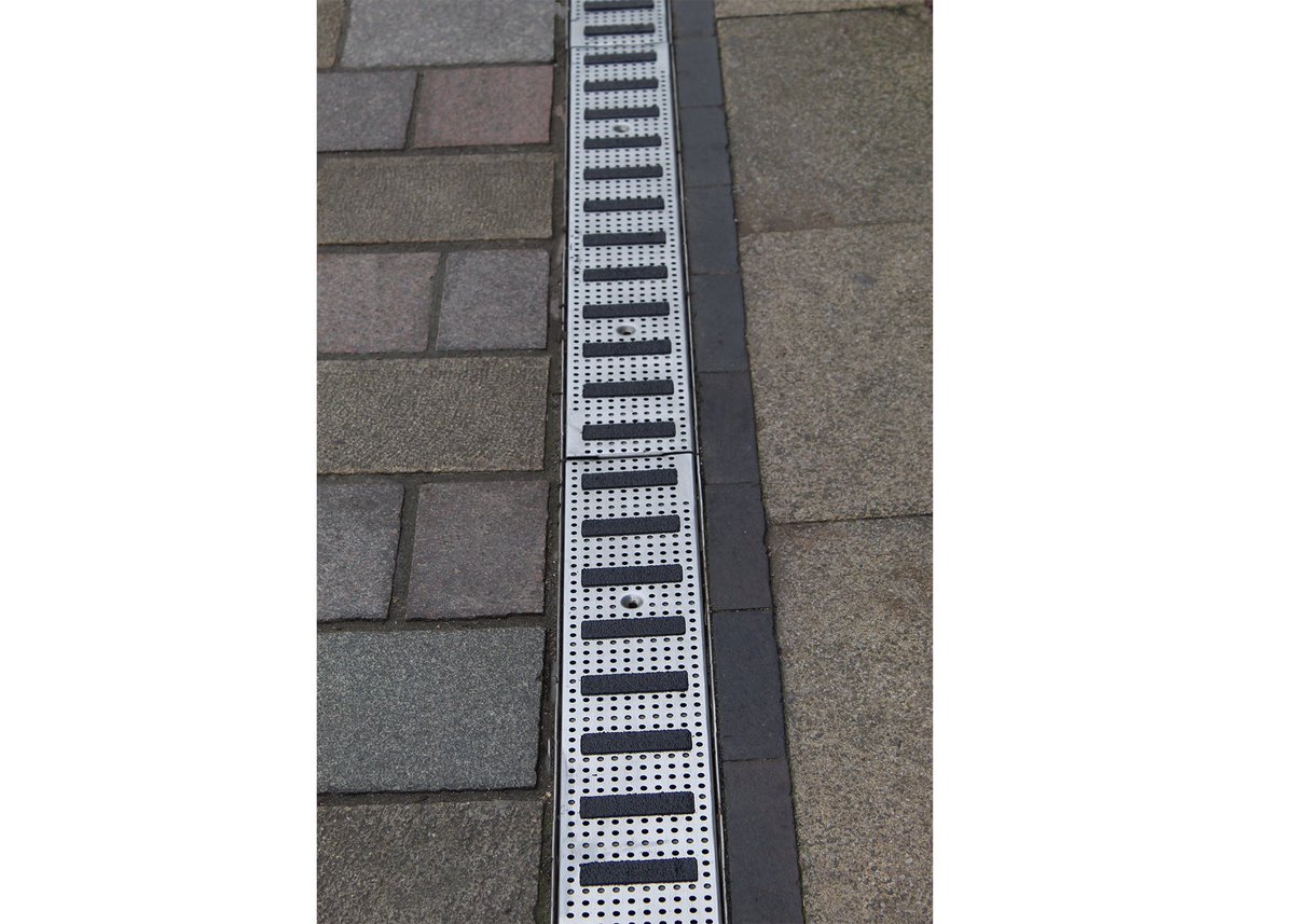 Some of our bespoke anti-slip product applied to some drain covers increasing grip for foot traffic! If you would like to find out more just give us a call! 🙋🏻‍♂️