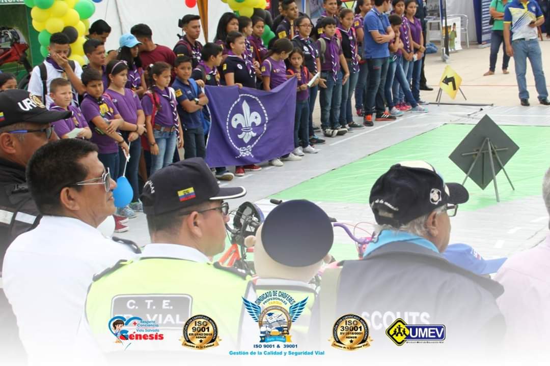 SCHP_TARQUI's tweet photo. |DÍA MUNDIAL DE LAS VÍCTIMAS DE TRÁNSITO| Participamos en la #FeriadeSeguridadVial convocada por #MinisteriodeTransporte, como parte de una serie de eventos desarrollados en la capital, donde compartimos con diferentes instituciones nuestra experiencia. #EducamosparaSalvarvidas https://t.co/lpoA8uxqvi