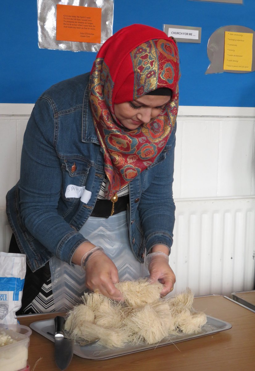 WithRefugees's tweet photo. "I now feel empowered to make Syrian sweets myself" one of our #WeekendClub participants said. We had such a great time this weekend. Thanks to @EdCenQuakers and St Columba's by the Castle for hosting us! #friendship #SyrianSweets #Edinburgh https://t.co/PUPDNbIhje