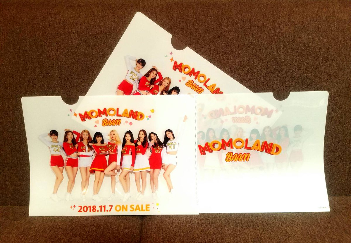 radio_talkabout's tweet photo. 【♥フォロー&amp;リツイートでプレゼント♥】
🧿今回は新曲「#BAAM」をリリースした #MOMOLAND から
🧿非売品クリアファイルを、抽選で３名に🎁
🧿締切は、11/23（金）

#MOMOLAND #モモランド #모모랜드 #トークアバウト #TBSラジオ https://t.co/YQhdovsPKo