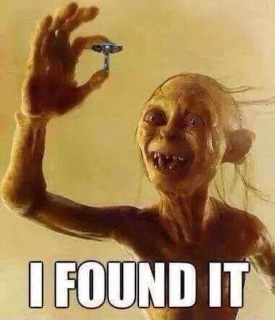 loscabossticks's tweet photo. My Precious!! 😍🧟‍♀️😂
#LosCabosDrumsticks #MondayMeme #Meme #DrumGear #DrumLife #DrumKey #Drums #DrummerProbs #Drumming #LOTR https://t.co/OTb7MNqNgz