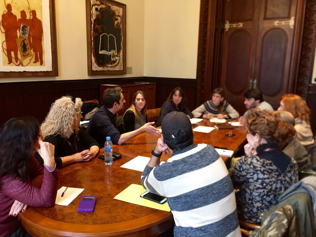 podem_cat's tweet photo. 📅 Hoy es el día mundial de la prevención del abuso sexual infantil.

Nuestros diputados y diputadas @jessicaalbiach, @Lucas_Ferro_ y @YolandaPodem se reúnen en el Parlament con el @CercleASI para tratar un problema universal que está presente en todas las culturas y sociedades. https://t.co/qbZRHO0B5X
