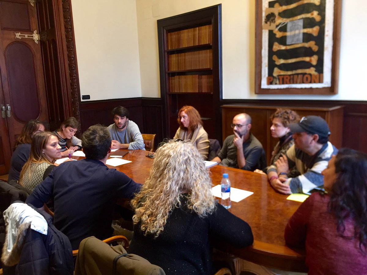 podem_cat's tweet photo. 📅 Hoy es el día mundial de la prevención del abuso sexual infantil.

Nuestros diputados y diputadas @jessicaalbiach, @Lucas_Ferro_ y @YolandaPodem se reúnen en el Parlament con el @CercleASI para tratar un problema universal que está presente en todas las culturas y sociedades. https://t.co/qbZRHO0B5X