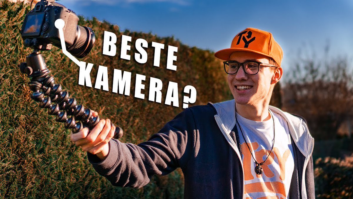 TRyUnityEU's tweet photo. Ihr wollt wissen was die beste Kamera 2018 zum Vloggen ist? 
Ihr habt Interesse an Kamera Videos?
Schaut gerne bei @TobiTRy auf seinem Kanal vorbei 😃
*
Gerne könnt ihr eure Meinung zu diesem Video in Kommentare schreiben👍🏻👎🏻

https://t.co/ANlnyVjPfX https://t.co/iYXEvNBoxE