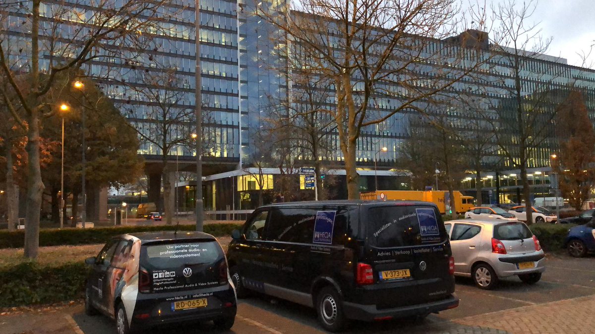 Vanochtend zijn onze technici van Hecla Professional in alle vroegte van start gegaan met de AV-inrichting van het duurzaamste onderwijsgebouw ter wereld, namelijk het Atlasgebouw van <a href="/TUeindhoven/">Kumar Dhistraj</a>.