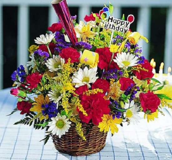 BellDelivery's tweet photo. Are you planning for sending flower to someone special? Choose From Flower Delivery Bell Gardens.
To place your order, visit:  https://t.co/s0J67BSVkT
 #flowerdeliverybellgardens #seasonalflower #flowerbouquet #flowers   
 #LAFlowerdelivery #bellgardensflorist https://t.co/7kwBef4MIU