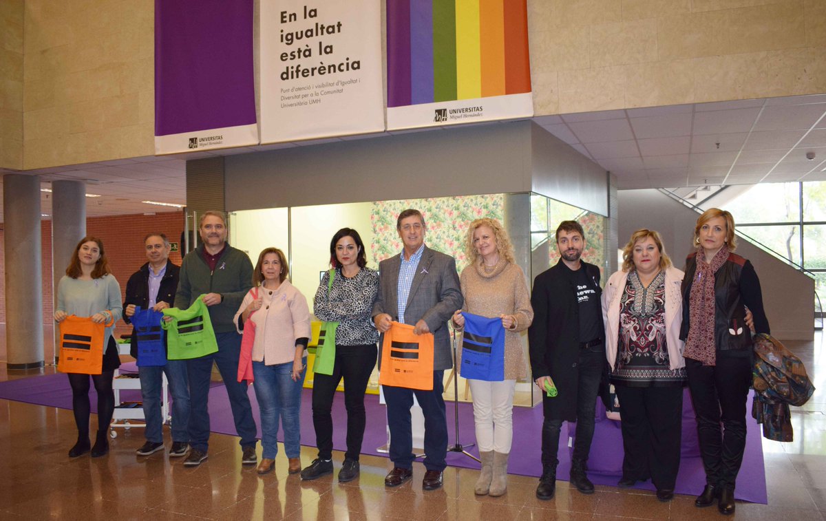 UniversidadMH's tweet photo. La #UMH ha inaugurado esta mañana el Punt d’atenció i visibilitat d’Igualtat i Diversitat per a la Comunitat Universitària bajo el lema “En la igualtat està la diferència” ❤🧡💛💚💙💜 https://t.co/psRQeiOs7p