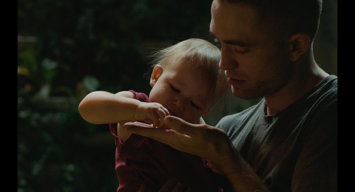 ScotchesFr's tweet photo. Retour sur le controversé #HighLife de #ClaireDenis avec le génial Robert Pattinson et la grande @JulietteBinoche. Une aventure spatiale et viscérale qui nous a marqué : https://t.co/jccfpkjUoa https://t.co/kC5gjrNYUP