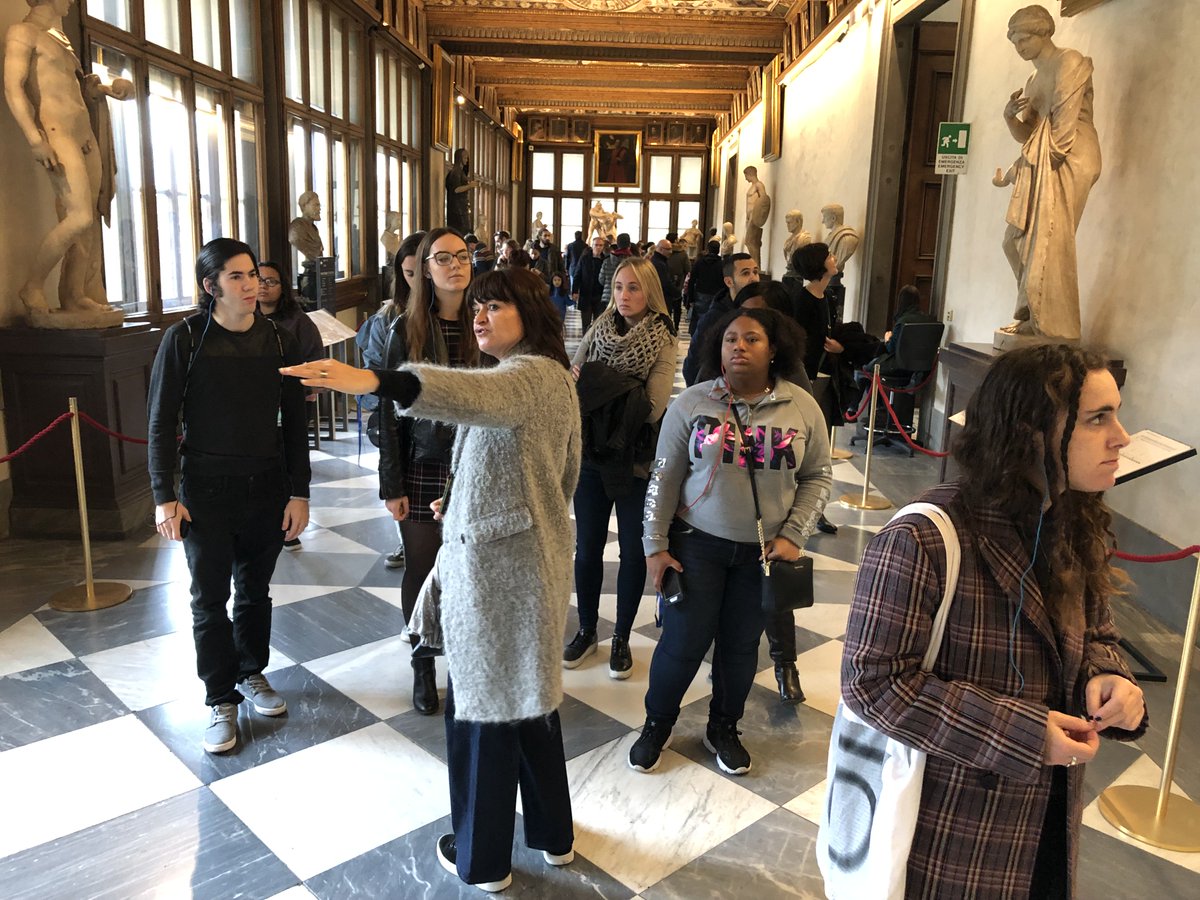RichmondinRome's tweet photo. This weekend our students had the chance to visit the gorgeous city of Firenze, capital city of the Tuscan region, and admire its many beauties and world-renowned museums. ⚜️ 🇮🇹#richmondinrome #aifsabroad #aifs #rome #italy #studyabroad #weekendexcursion #florence #intercultural https://t.co/gEbVfwgtVn