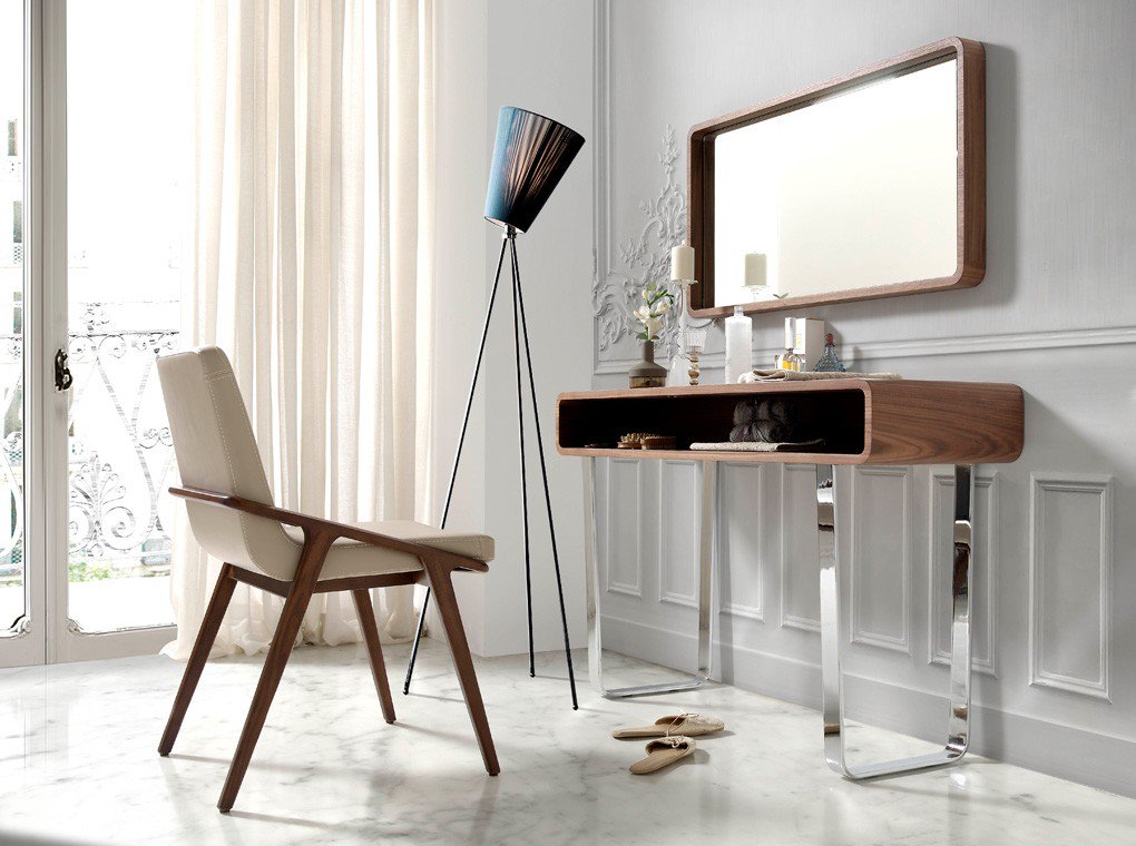 CuoreBelloMoble's tweet photo. [Get The Look]
Los #tocadores han vuelto para quedarse ☺️, así que busca ese rincón donde crear tu espacio y hazlo realidad 😍. 

Da un toque súper actual a tu #habitación con este look de nuestra SHOP. Ahora un 5% más barato 😱  ➳ https://t.co/Ax7x5IRDkk
#DecoLovers #DecoTips https://t.co/mOJo7i6w3L