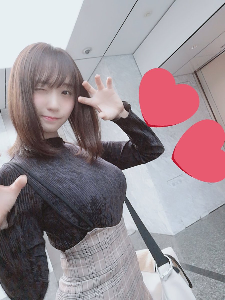 伊織もえの巨乳画像2