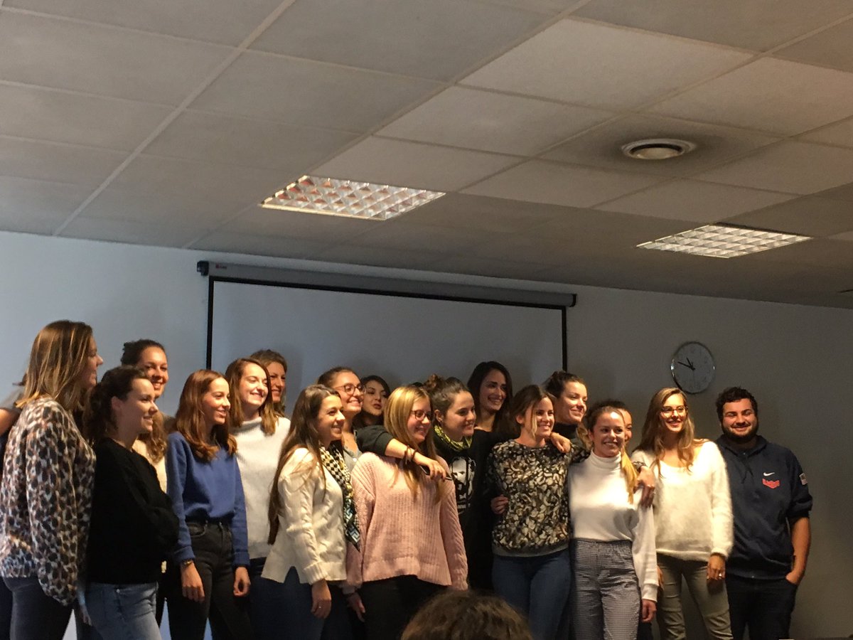 ArnaultChatel's tweet photo. #transfonum : Merci aux etudiants @EFAP_ 4 #bordeaux pour ces moments sur la transfonum du monde bon courage pour la suite et on se retrouve au @mbadmb pour #insidedigitalrevolution. good luck également pour vos stages (pensez  missions et pas logos ;-) merci @pierrebraun &amp; team https://t.co/k3v8ceZlD2