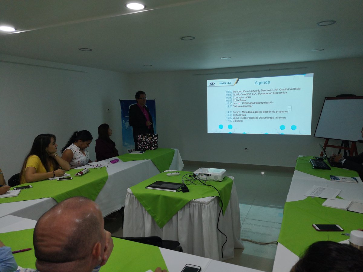 InnLabCo's tweet photo. Última etapa del proyecto #CTeI: plan de transferencia al #senaclem @SENAComunica hoy con instructores del área contable y financiera.
#nuevoproducto #gestion #oportunidades @angiema79 https://t.co/vaevn2qWSk