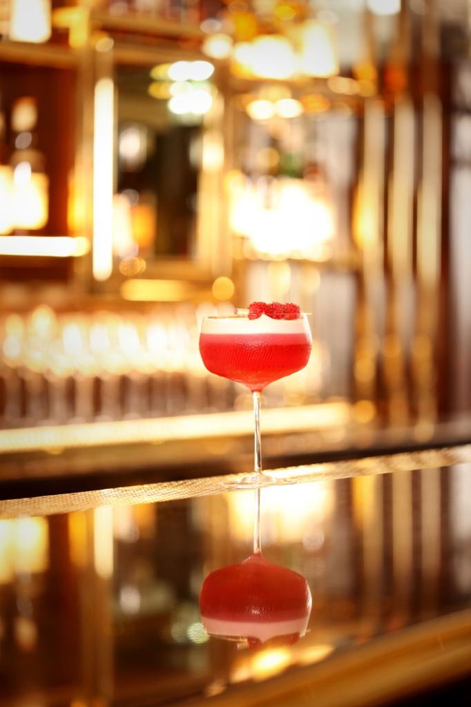 TajLandsEnd's tweet photo. Cocktails for company | Atrium Bar & Lounge.
For bookings & queries, email at tlefb.bom@tajhotels.com or call us at +91 22 6668 1234.
#NowOpen #AtriumAnytime #AnotherRound #TajLandsEnd https://t.co/22QNG0ocNZ