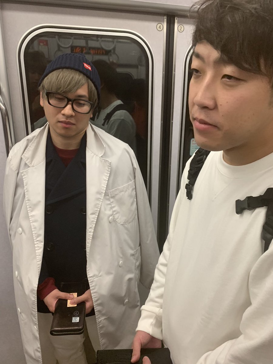 なんとなく3人で電車乗ったら動かなくなっちまったwwwwwww 30分以上