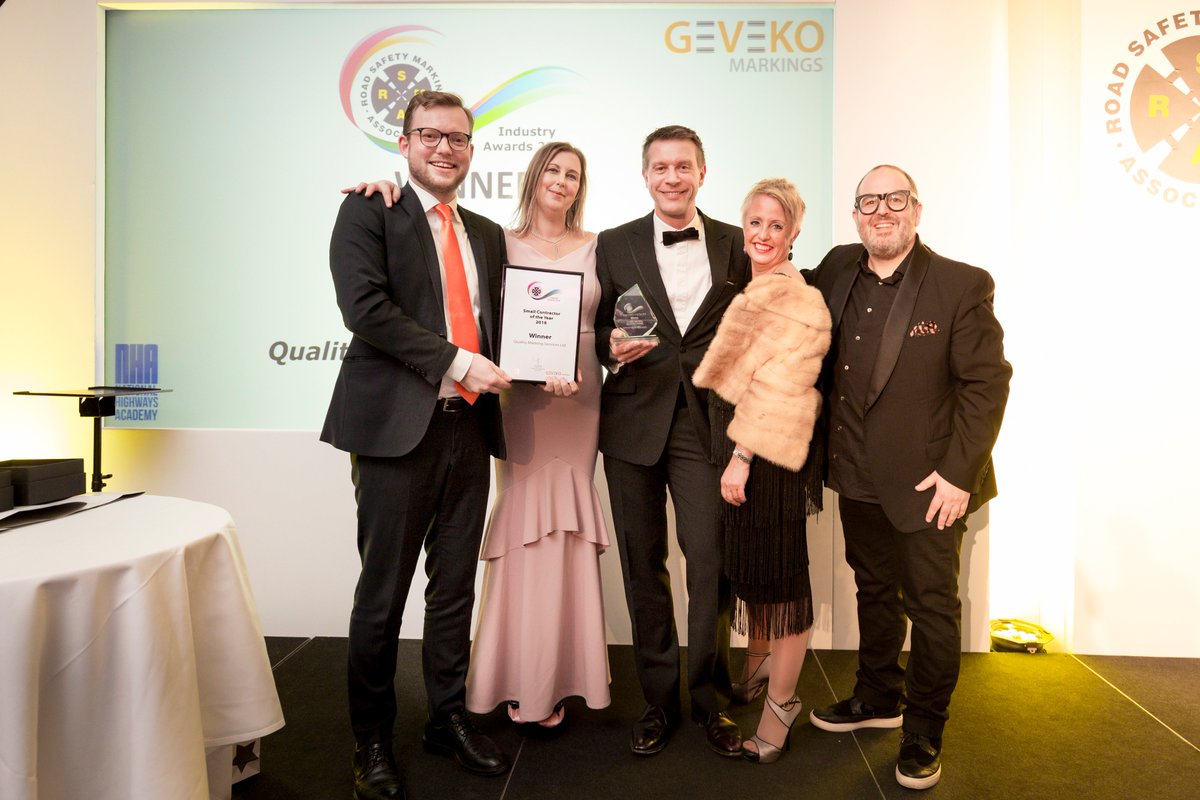 Roadsafetymark's tweet photo. SMALL CONTRACTOR OF THE YEAR 2018
Sponsored by: Geveko Markings @GevekoMarkingUK 
Presented by: Henrik Bøgesvang Basse
Winner: Quality Marking Services Ltd @qmarkings 
#RSMAConference2018 #RSMA2018 https://t.co/Ym2dLr61k1