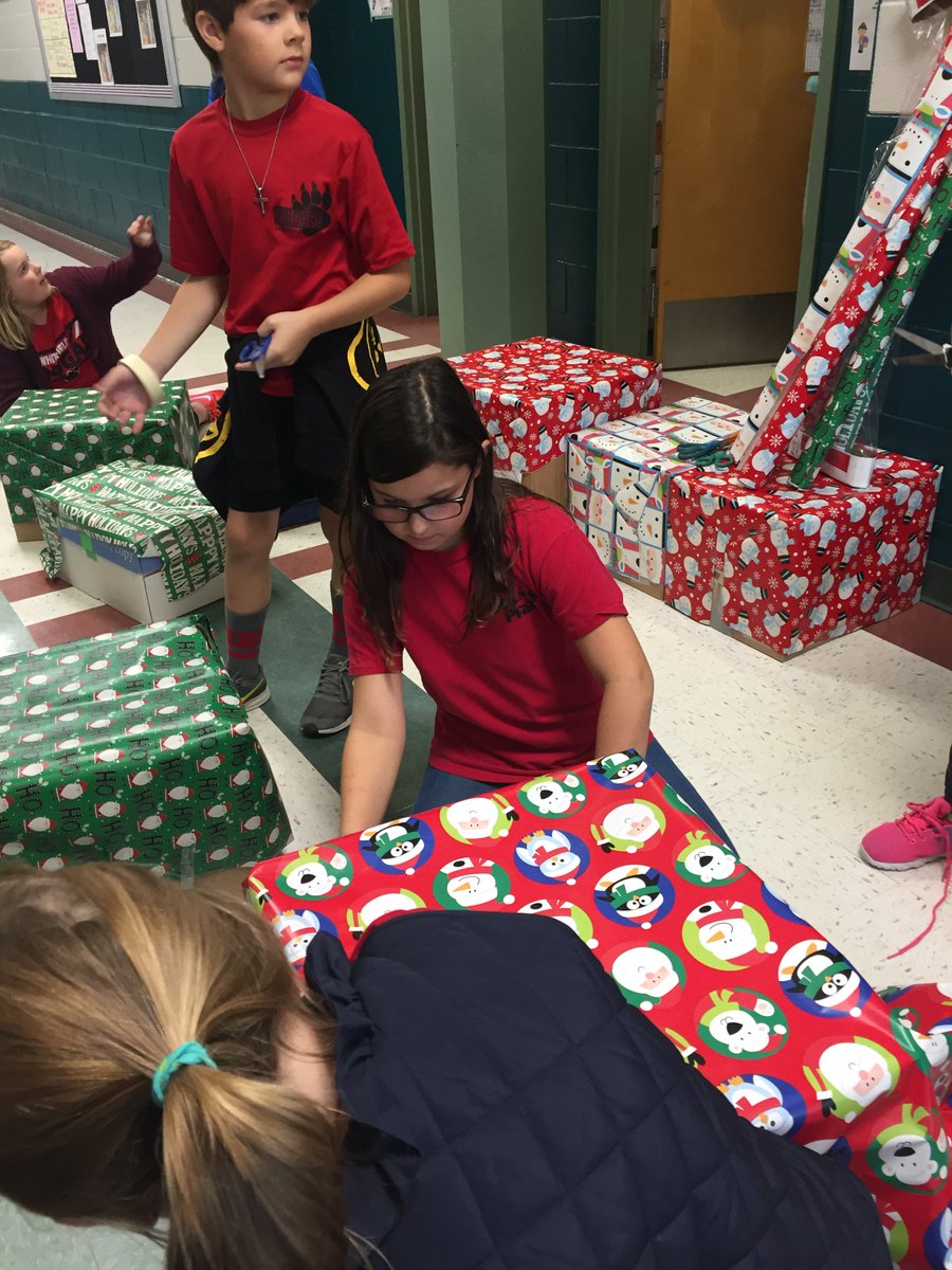 GRW SGA held a school food drive this month and collected over 25 boxes full of food! SGA students wrapped the boxes which will be donated to different cougar families this holiday season! #helpingthoseinneed #servingourcommunity