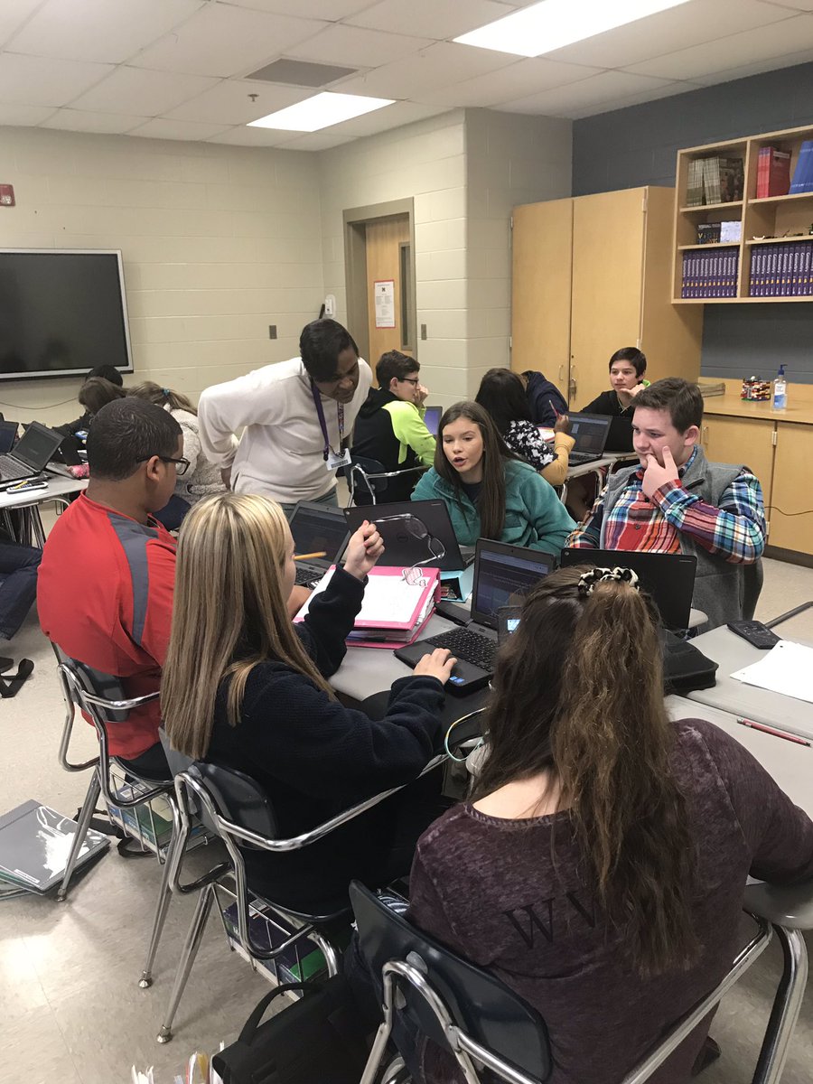bekaklinner's tweet photo. @123JStock using Quizziz to review slope intercept, point slope, and slope formula.  #DLPcoaching @MunfordHigh https://t.co/YPZNcSfQHK