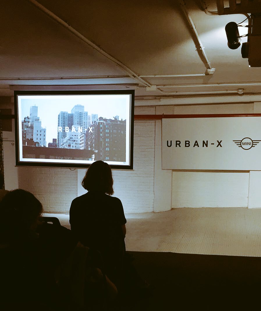 MINIEspana's tweet photo. Si tu empresa imagina la vida en las ciudades de forma diferente, quizás @urbanxaccel quiera invertir en ti. Hoy a las 20:00h en #MINIHub, @MiriamRoure, @albertobarreiro y @JFGarciaLo te dan las claves para conseguir el empuje que necesita tu startup. https://t.co/epmXMlAdEW