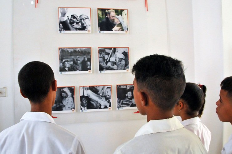 #Cienfuegos recuerda a #Fidel, a dos años de su muerte 5septiembre.cu/cienfuegos-rec… #FidelPorSiempre#SomosCuba 🇨🇺 <a href="/thiduymad/">Yudith</a> <a href="/Magurrio/">Magalys Chaviano</a> @LaraRoberto06 <a href="/LeiaDCienfuegos/">Leyaní Díaz</a> @ZulariamM <a href="/igorralopez/">Ildefonso Igorra López</a> <a href="/arsacha/">Armando Sáez Chávez</a> <a href="/asubit/">Adonis Subit Lamí</a> <a href="/Emso58/">Emma Sofia Morales R</a> <a href="/yurilourido/">Yuri</a>