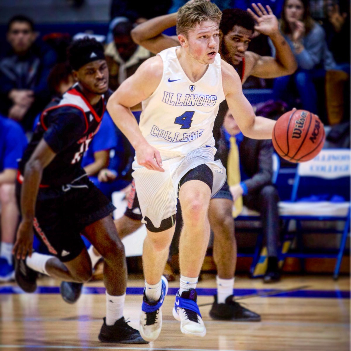 .<a href="/mason_speer4/">Mason Speer</a> is your <a href="/MWCSports/">Midwest Conference</a> Perfomer of the Week!

Mason averaged:
🏀23 points
🏀10 assists
And helped lead the Blueboys to a pair of W’s 👏

#6W #ICVE.