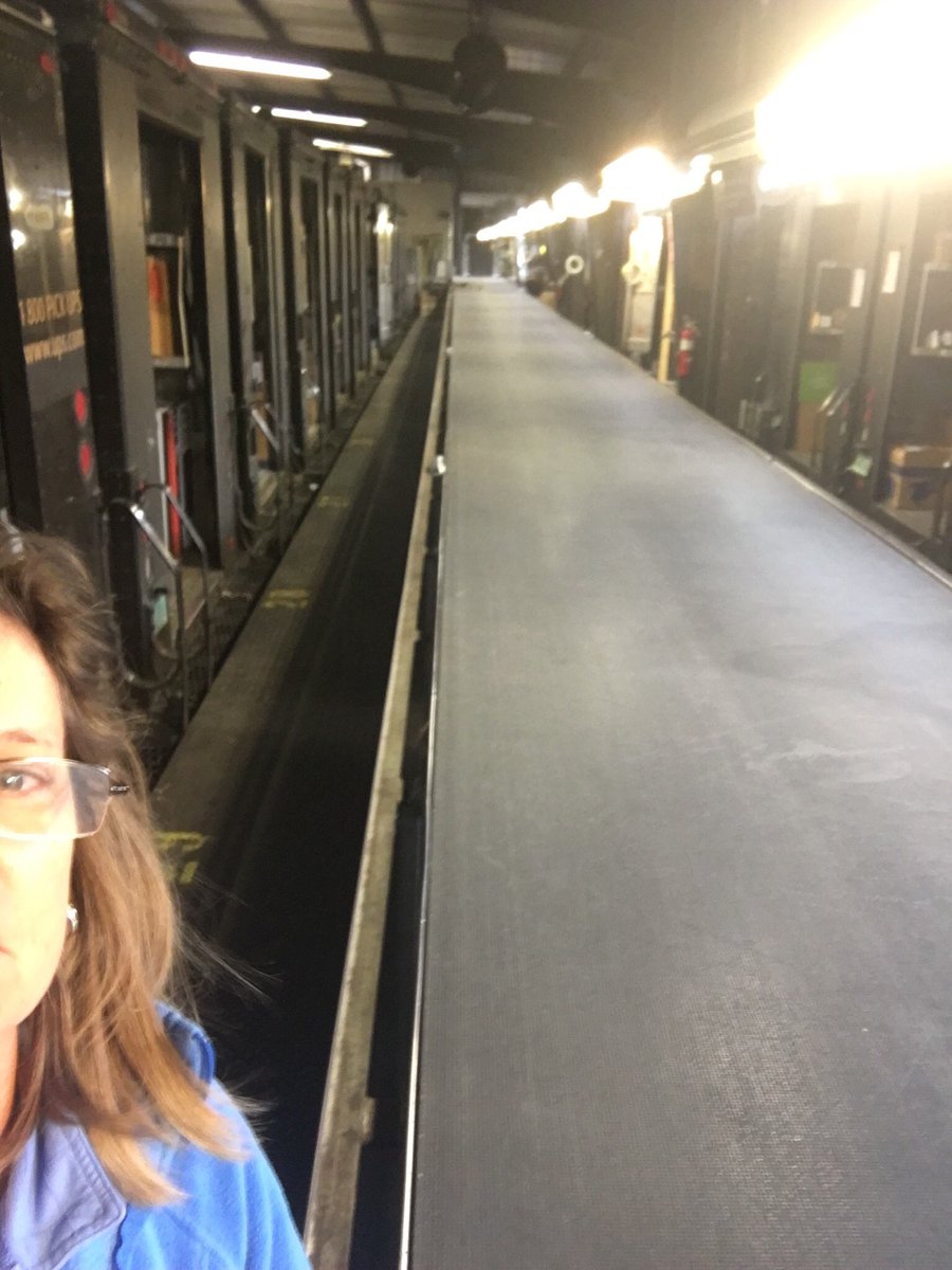 BrianCo40070698's tweet photo. Closed door preloads in the West, are you Cyber ready? Naples and Port Charlotte are! #CyberWeek, #PeakPreparedness https://t.co/mxv9BZ4kPY