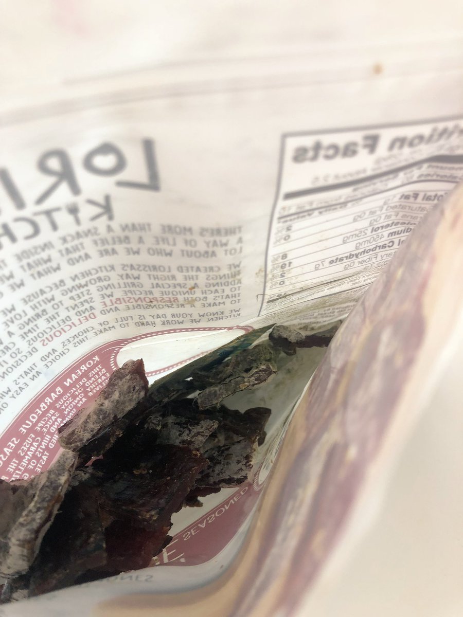 PrincessPeapod1's tweet photo. Utterly disgusted - purchased a bag of @LorissasKitchen jerky only to find the bag (with an exp date 08/2019) reeked in scent and was covered in mold!! #gross #customerexperience #moldyfoodisntedible #notsofreshjerky https://t.co/tAhMxlO7wK