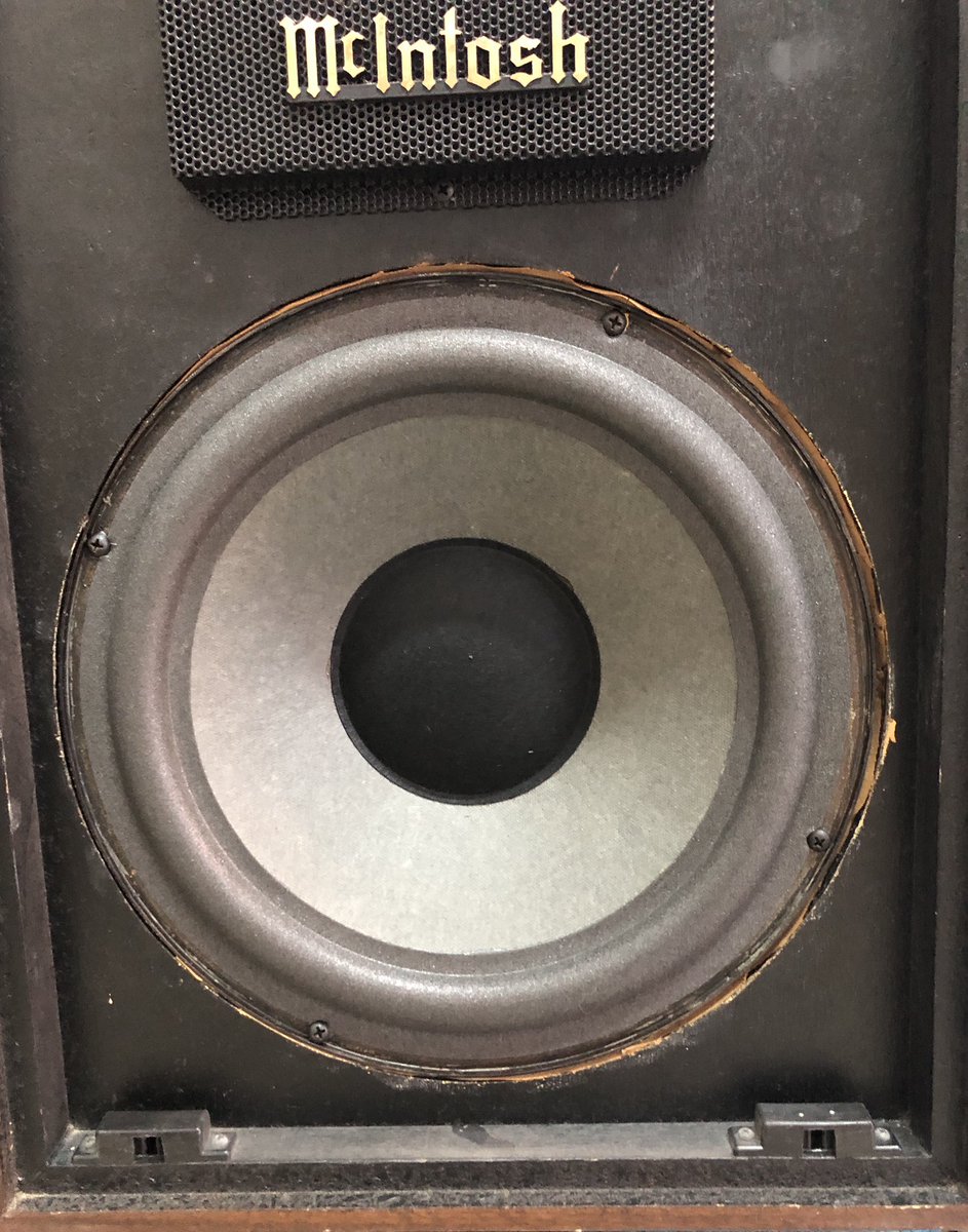 MASTERSTORE24's tweet photo. #riparazionealtoparlanti diffusori #McIntosh ribordatura woofer - info riparazioni 3774545894 - https://t.co/7CafatEtoe - masterstore24@gmail.com https://t.co/mI5926aH3S
