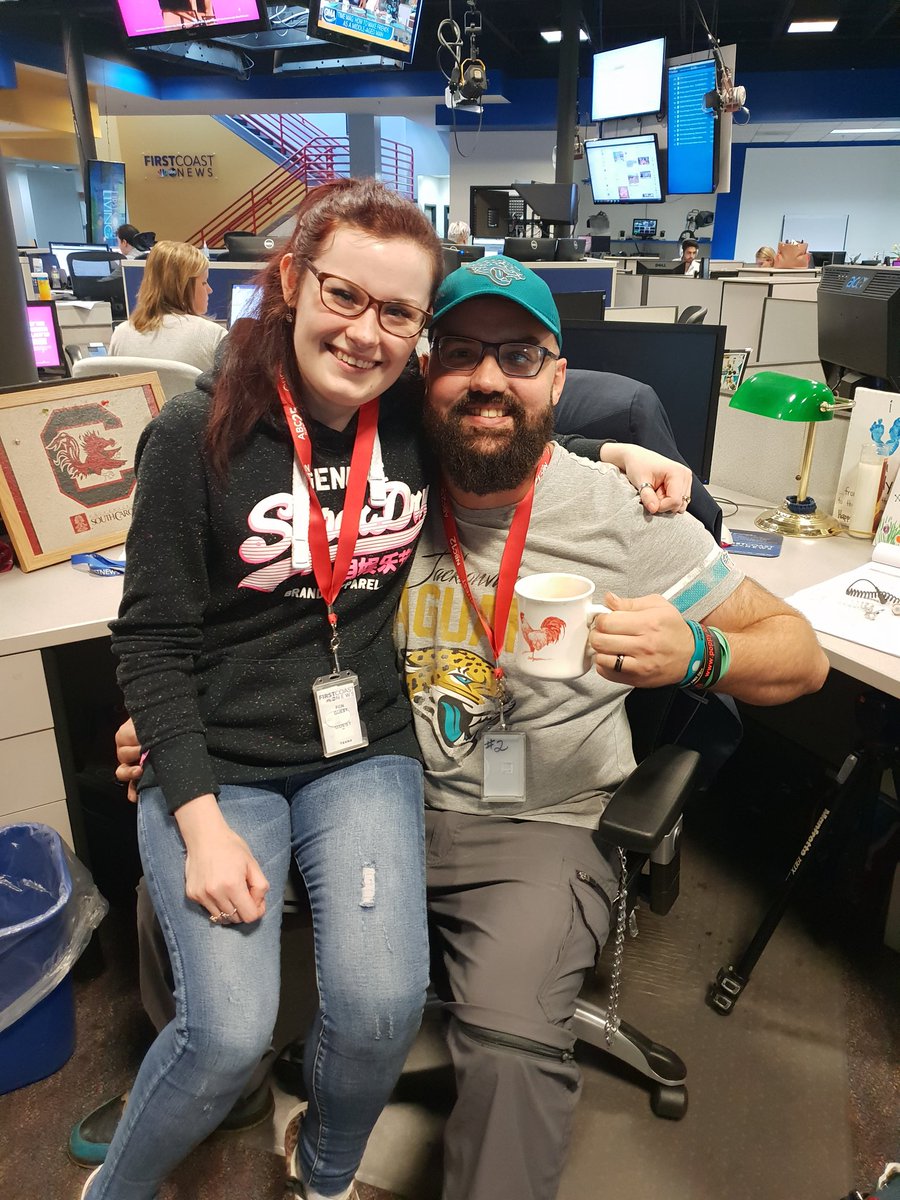 StopholusPrime's tweet photo. We made it to the cube but no @LewTurner https://t.co/kvgyw2Dem3