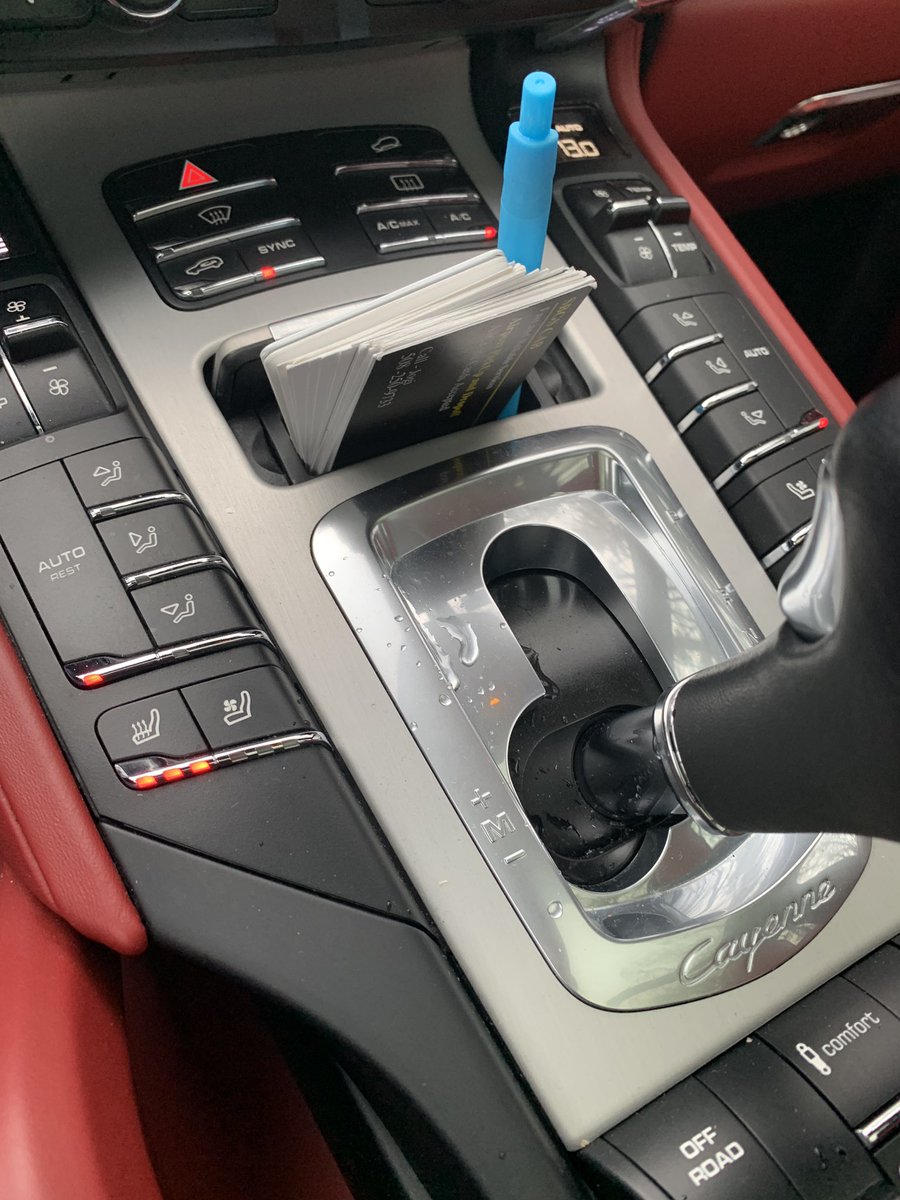 Didn’t know”luxury” cars leaked!!!!!till I bought a Porsche ...🤔🤔<a href="/Porsche/">Porsche</a>