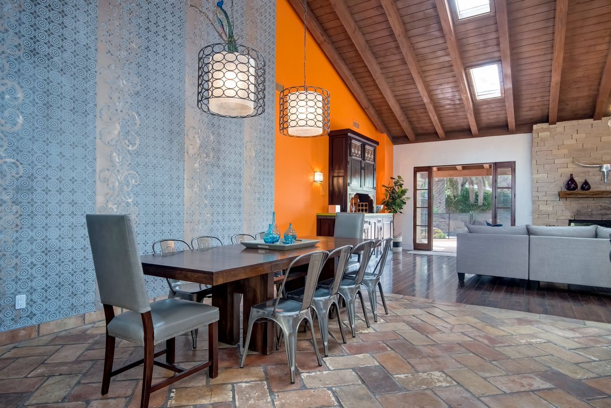 BeachsideVR's tweet image. Last minute special! Nov-Dec just $350/night at this #CarlsbadCA vacation rental! 

Pool, water slide, hot tub &amp;amp; more! 1 mile to beach and boardwalk, half mile to lagoon! 4 bedroom, 3.5 bath. Call to book at this special rate: 800-408-1822 ext 1! bit.ly/twchinq