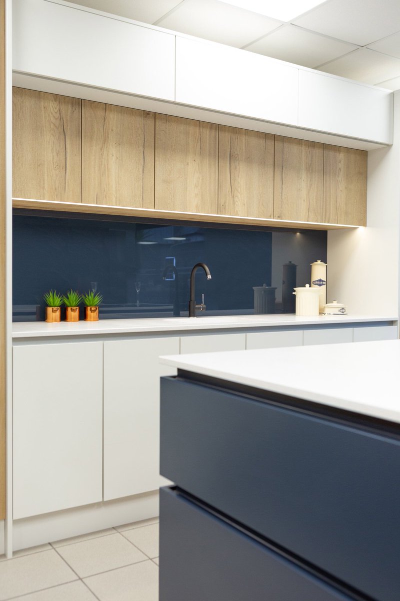 TuMewnLtd's tweet photo. Cegin Newydd i’w weld yn y siop
💙💛💙💛
New Kitchen Display to see at our showroom
#newkitchen #cegin #nefyn #tumewn #masterclasskitchens #cegincymraeg #silestone #rubygranite #neffappliances #kitchenstudio #kitchenshowroom #siopcegin #northwales #gogleddcymru https://t.co/6deYcFkZIz
