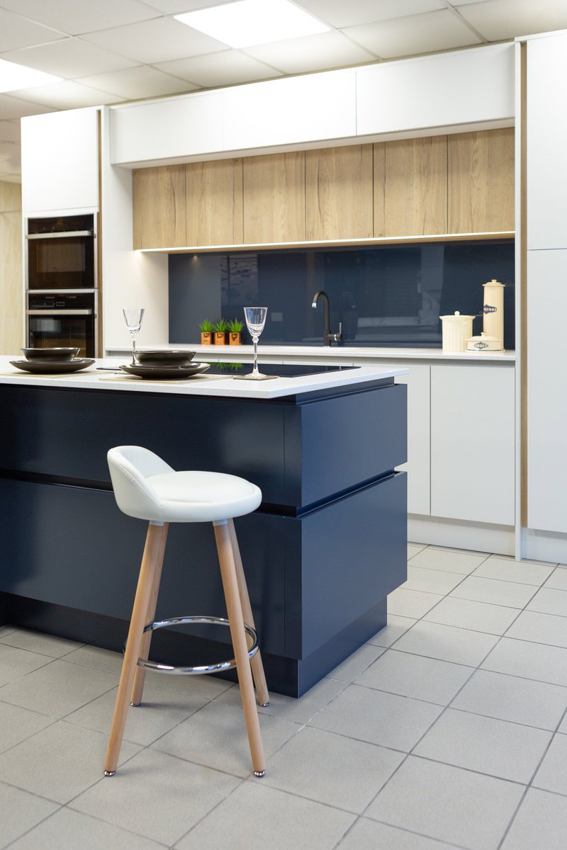 TuMewnLtd's tweet photo. Cegin Newydd i’w weld yn y siop
💙💛💙💛
New Kitchen Display to see at our showroom
#newkitchen #cegin #nefyn #tumewn #masterclasskitchens #cegincymraeg #silestone #rubygranite #neffappliances #kitchenstudio #kitchenshowroom #siopcegin #northwales #gogleddcymru https://t.co/6deYcFkZIz