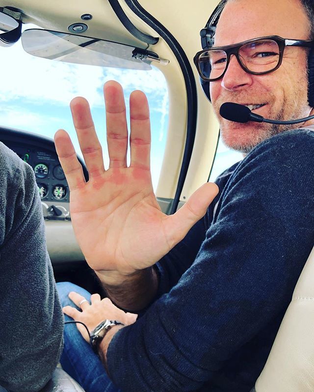peter_hurley's tweet photo. Had a complete #deathgrip on the stick! Some serious blood rushing back into my hand when I gave control back to @calflyer! #imnotcutoutforthis 📷 @alaina_lutkitz https://t.co/22Im8TrjH8 https://t.co/lCvR3gF8Wj