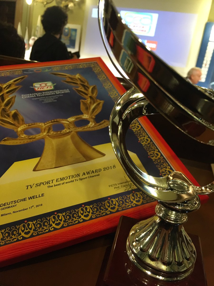MatthiasFrickel's tweet photo. A dream comes true in Milano!  DW wins the „Emotions Award 2018“ for our „innovative &amp; creative“ program at the Ficts Festival. #NilsSchmidt gets the Guirlande d’honneur for ‚Beneyams Dream’ - as best short football film: https://t.co/fLGfvcjLge
Thx to the whole  Kick off! Crew! https://t.co/tkaf8MTr4i