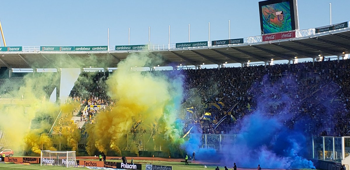 CentralCapo's tweet photo. NADIE NOS QUIERE, TODOS NOS FRSTEJAN. https://t.co/eBfo3vBhLn