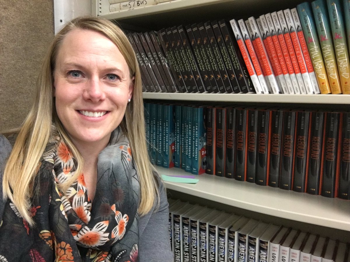 Erin_Webster's tweet photo. THANK YOU EP Schools for the grant to bring current diverse novels into my class! Can’t wait to get started! Feels like Xmas! #cmsway https://t.co/1eYG3NEeqL