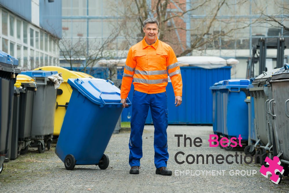 Refuse collectors required for full time positions in FAREHAM #Portsmouth 
Inductions available now... Excellent opportunity to start earning before Christmas.
#Bestjobs #Job #Vacancy #Hampshire 
Call Megan or Ceejay 02392864411