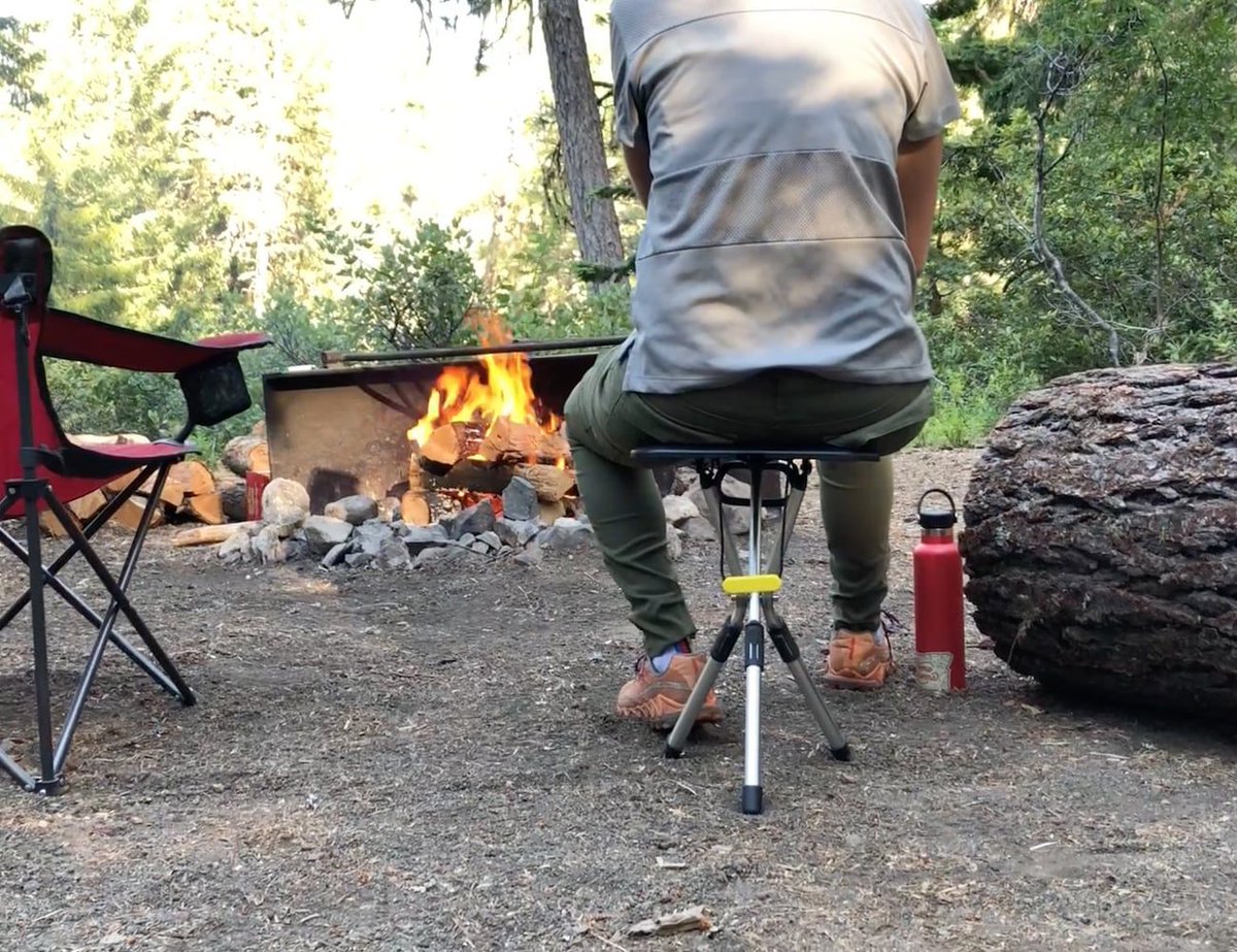 GadgetFlow's tweet photo. Innovative Travel Chair by @interludechair https://t.co/i9Qcwj9qxo This lightweight seat goes wherever you go, providing a comfortable place to take a break and recharge. #outdoorfun #outdoorlife https://t.co/N8anduHmG9