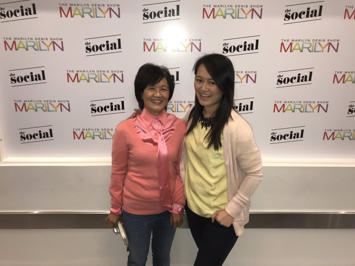 soundslikeknock's tweet photo. Girls day out in Toronto with mum! @TheMarilynShow https://t.co/dHykvM0jx0