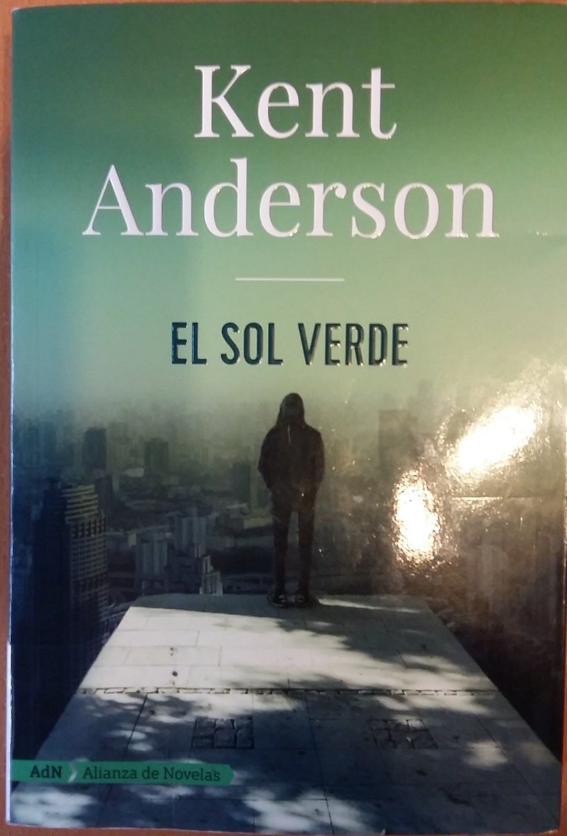 josesevillarigo's tweet photo. 'El sol verde', Kent Anderson: una pasada #novelanegra #libros #thriller #policiaca #literatura #kentanderson @alianza_ed @AdNovelas : https://t.co/ugS4DmNWFo https://t.co/1ut2E8PVns