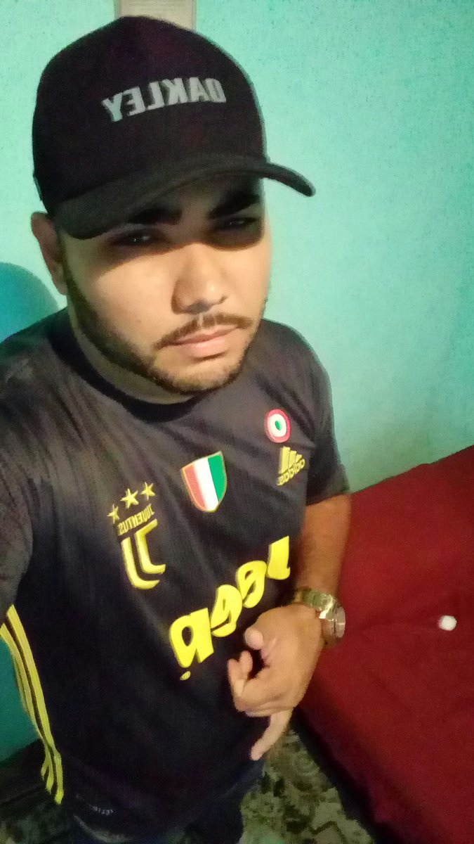 Rafaeel_Rl2's tweet photo. 👻 https://t.co/14Xo6UyFW9