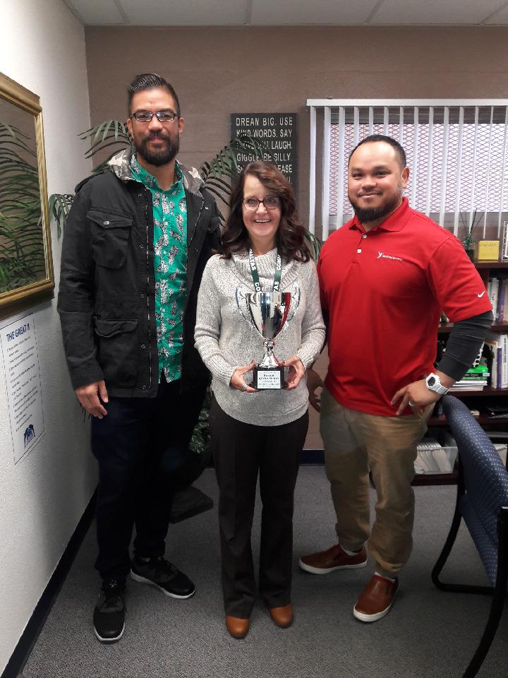 Way to go <a href="/dearingdolphins/">Laura Dearing Elem</a>.  Top school for the month of October <a href="/ImagineLearning/">Imagine Learning</a>.  Learning and growing everyday.  #ccsdachieves