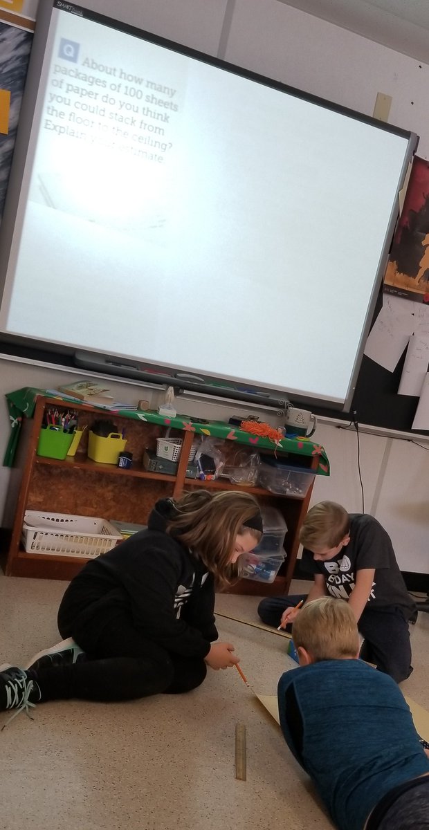 LauraDeeves's tweet image. Problem solving, estimation multiplication and collaboration with @marian_small 
@CDSBEO
@StEdwardCS 
#Grade5and6 
#ontmath