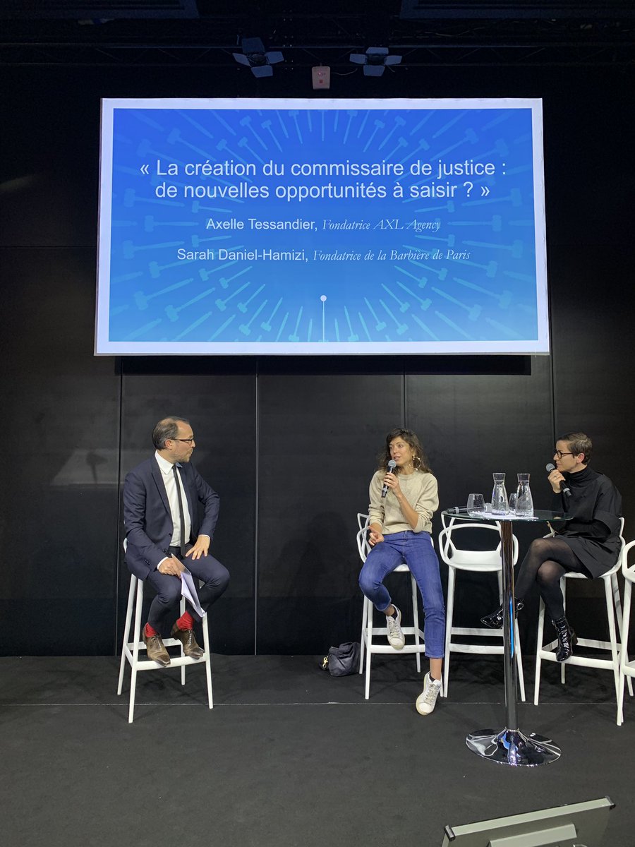 cncpj's tweet photo. [#ConventionCNCPJ]
« Dans une phase de #changement, il faut remplacer la peur par la #curiosité et se faire #confiance, et je sais que c'est l’une des qualités des commissaires-priseurs judiciaires. », @axelletess. https://t.co/zvYAwbFATL